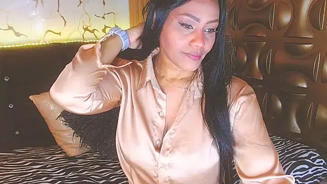 Snapshot of black_ambar chatting on 12-19-25, 01:12 black ambar online show from 12-19-25, 01:12