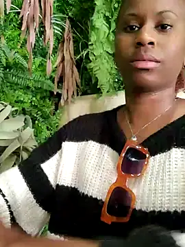 Snapshot of Jeniffer_Jarvis chatting on 02-17-25, 02:15 Jeniffer Jarvis online show from 02-17-25, 02:15