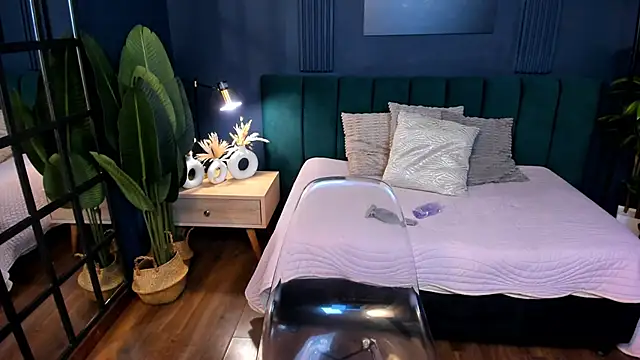 Snapshot of taylor_bennet chatting on 02-11-25, 06:33 taylor bennet online show from 02-11-25, 06:33