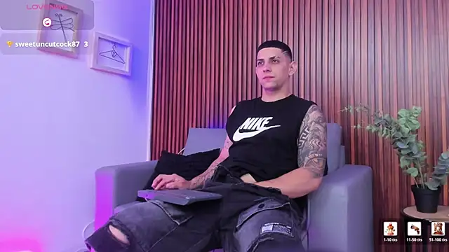 Alex cute77 online show from 04-12-26, 12:21