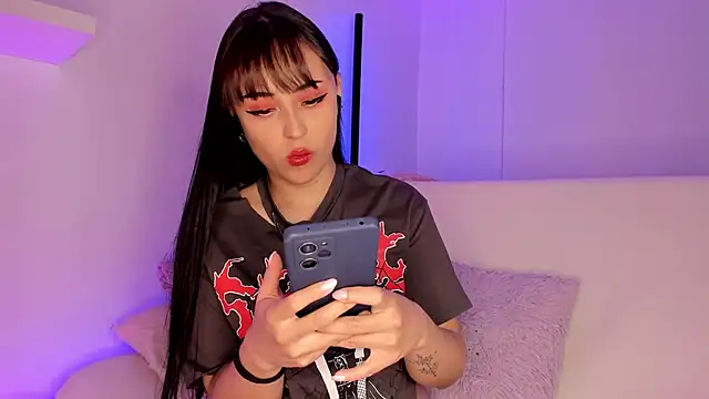 Gloomydoll online show from 12-10-24, 03:44