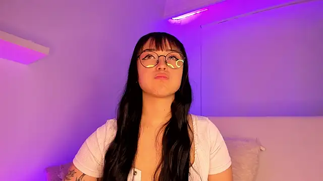 Gloomydoll online show from 01-16-25, 04:39