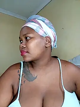 Snapshot of Real1SweetQueen chatting on 03-16-25, 07:06 Real1SweetQueen online show from 03-16-25, 07:06