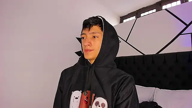 DereckCooperr online show from 03-10-25, 09:07