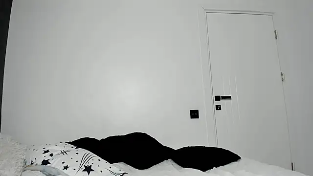 PortraitMarie online show from 02-16-25, 03:27