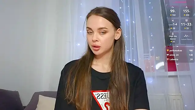 KristenSayles online show from 01-24-25, 05:32