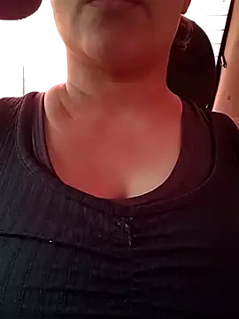  Bella Candy  online show from 12-16-24, 09:20