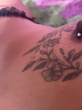 Snapshot of MariaLorenaah chatting on 12-03-25, 05:00 MariaLorenaah online show from 12-03-25, 05:00