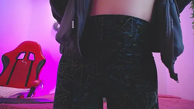 Katy Van online show from 11-22-25, 08:52