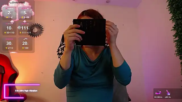 Katy Van online show from 12-15-25, 08:57