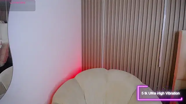 Katy Van online show from 04-10-26, 08:24