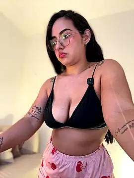 anniesweet02 online show from 01-16-26, 01:48