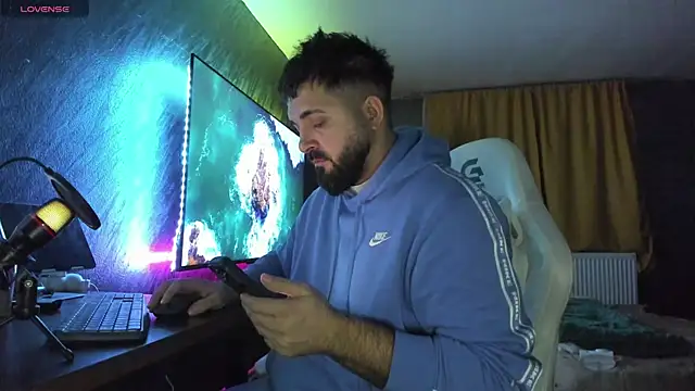 Eduu2322 online show from 12-22-25, 09:34