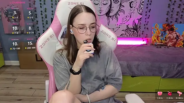 Sweet frosti online show from 09-12-25, 03:06