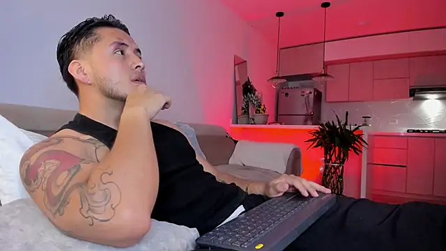 Chriskyle  online show from 09-23-25, 12:24