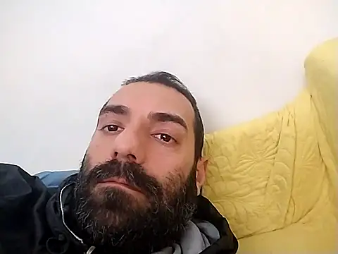 Snapshot of Maximus-40 chatting on 02-25-25, 05:25 Maximus-40 online show from 02-25-25, 05:25