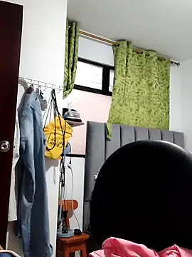 CurvySara1 online show from 02-15-26, 09:11