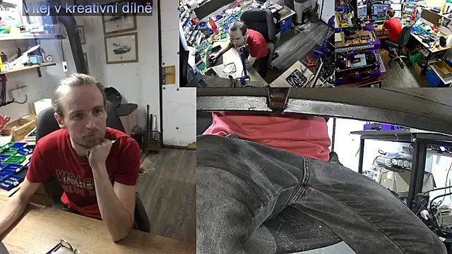 Snapshot of Happy_Michal chatting on 01-22-25, 11:45 Happy Michal online show from 01-22-25, 11:45