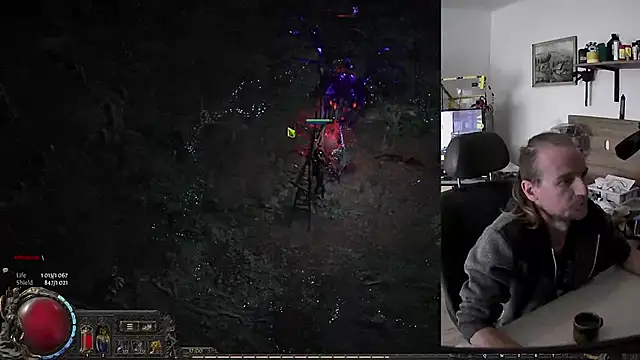 Snapshot of Happy_Michal chatting on 09-20-25, 03:02 Happy Michal online show from 09-20-25, 03:02