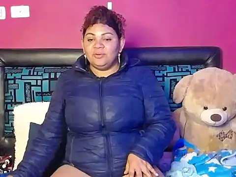 karolhot916 online show from 10-04-25, 12:52