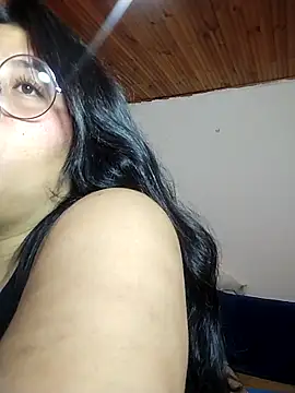 KATYGONZALEZ online show from 04-17-26, 06:22