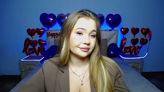 Snapshot of StacyYellig chatting on 02-05-25, 07:10 StacyYellig online show from 02-05-25, 07:10