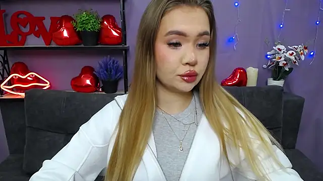 Snapshot of StacyYellig chatting on 03-04-25, 11:54 StacyYellig online show from 03-04-25, 11:54