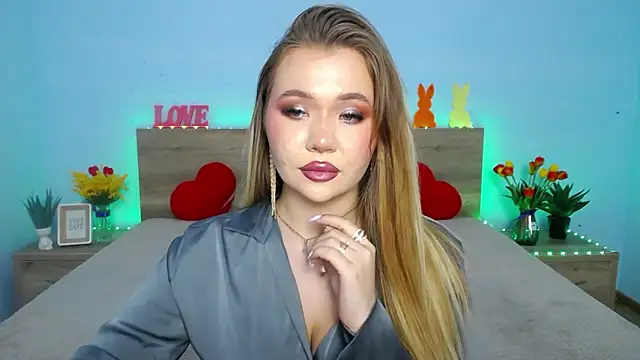 Snapshot of StacyYellig chatting on 03-09-25, 02:29 StacyYellig online show from 03-09-25, 02:29