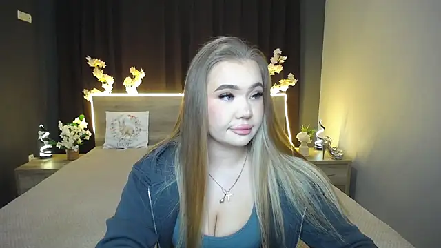 Snapshot of StacyYellig chatting on 04-21-26, 08:34 StacyYellig online show from 04-21-26, 08:34