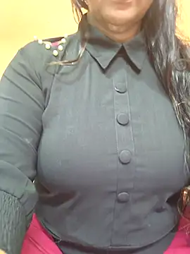 Snapshot of CUTE_SOPHIA- chatting on 07-01-26, 02:35 CUTE SOPHIA- online show from 07-01-26, 02:35