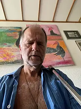 artXhibitor online show from 05-16-26, 06:32