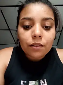 stefanie010 online show from 12-23-24, 03:33