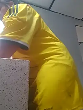 stefanie010 online show from 01-11-25, 09:46