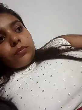 stefanie010 online show from 01-26-25, 12:48