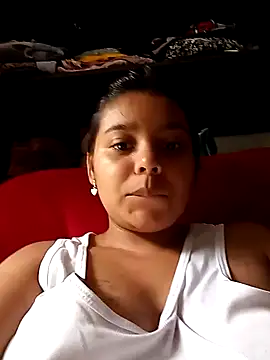 stefanie010 online show from 02-02-25, 04:22