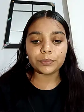 stefanie010 online show from 02-17-25, 06:26