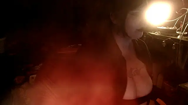 Snapshot of LeluLuvsYou chatting on 11-15-25, 07:05 LeluLuvsYou online show from 11-15-25, 07:05