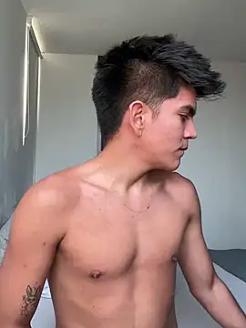 santiago 01 online show from 12-18-24, 10:02