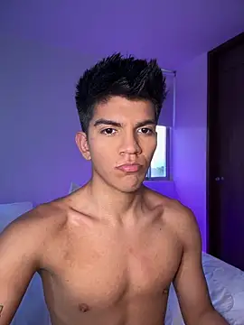 santiago 01 online show from 02-04-25, 10:55