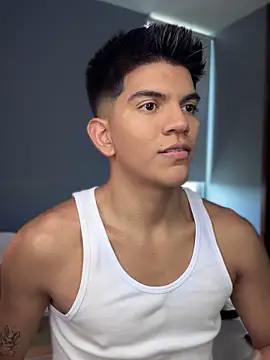 santiago 01 online show from 09-13-25, 08:19