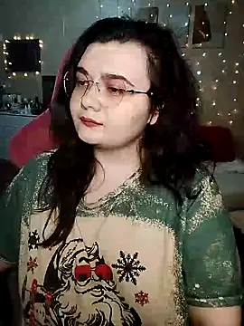 Snapshot of DenisHailey chatting on 02-23-25, 04:57 DenisHailey online show from 02-23-25, 04:57