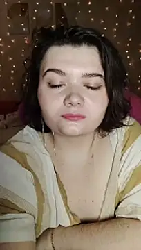 Snapshot of DenisHailey chatting on 11-16-25, 04:56 DenisHailey online show from 11-16-25, 04:56