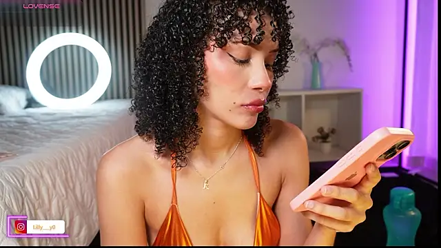 LillyDolls23 online show from 03-07-26, 01:30