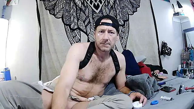 Snapshot of Obi-Spun-Kenobi chatting on 01-11-25, 06:33 Obi-Spun-Kenobi online show from 01-11-25, 06:33