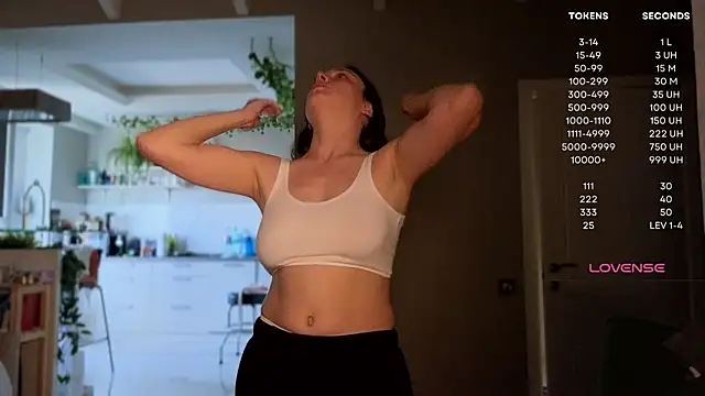 Snapshot of moon_deity_ chatting on 09-09-25, 12:59 moon deity online show from 09-09-25, 12:59