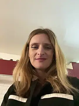 Snapshot of Katerina177 chatting on 12-14-24, 07:14 Katerina177 online show from 12-14-24, 07:14