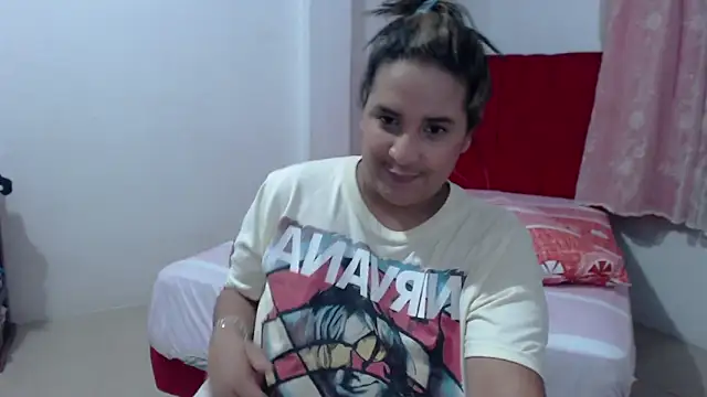 Snapshot of KathyHardcore69 chatting on 12-15-24, 07:35 KathyHardcore69 online show from 12-15-24, 07:35