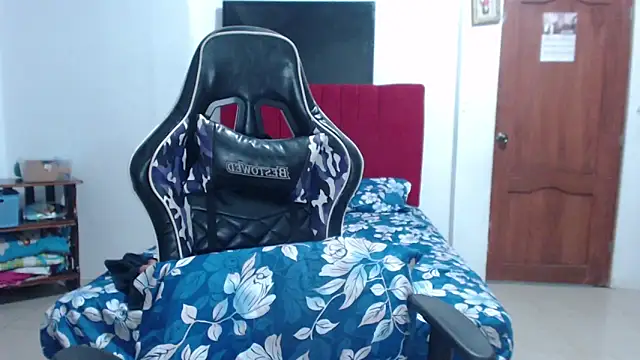 Snapshot of KathyHardcore69 chatting on 03-08-25, 05:59 KathyHardcore69 online show from 03-08-25, 05:59