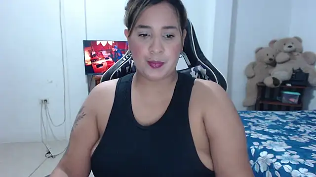 Snapshot of KathyHardcore69 chatting on 03-22-25, 03:41 KathyHardcore69 online show from 03-22-25, 03:41