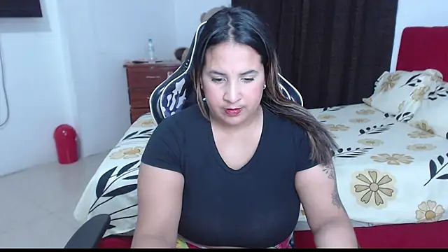 Snapshot of KathyHardcore69 chatting on 10-11-25, 02:55 KathyHardcore69 online show from 10-11-25, 02:55